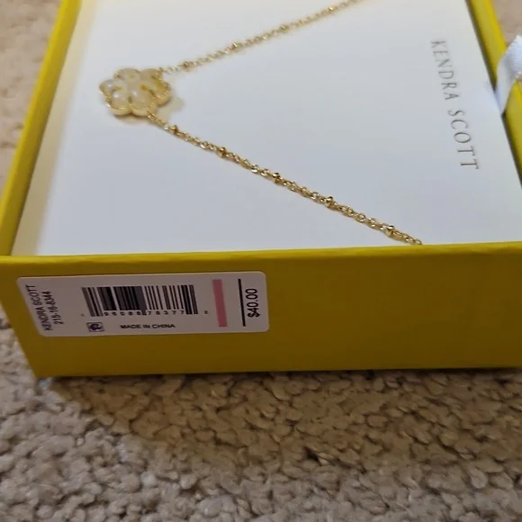 NEW! Kendra Scott 14k Gold Over Brass Cassie Pendant Necklace White Mosaic - Picture 8 of 8